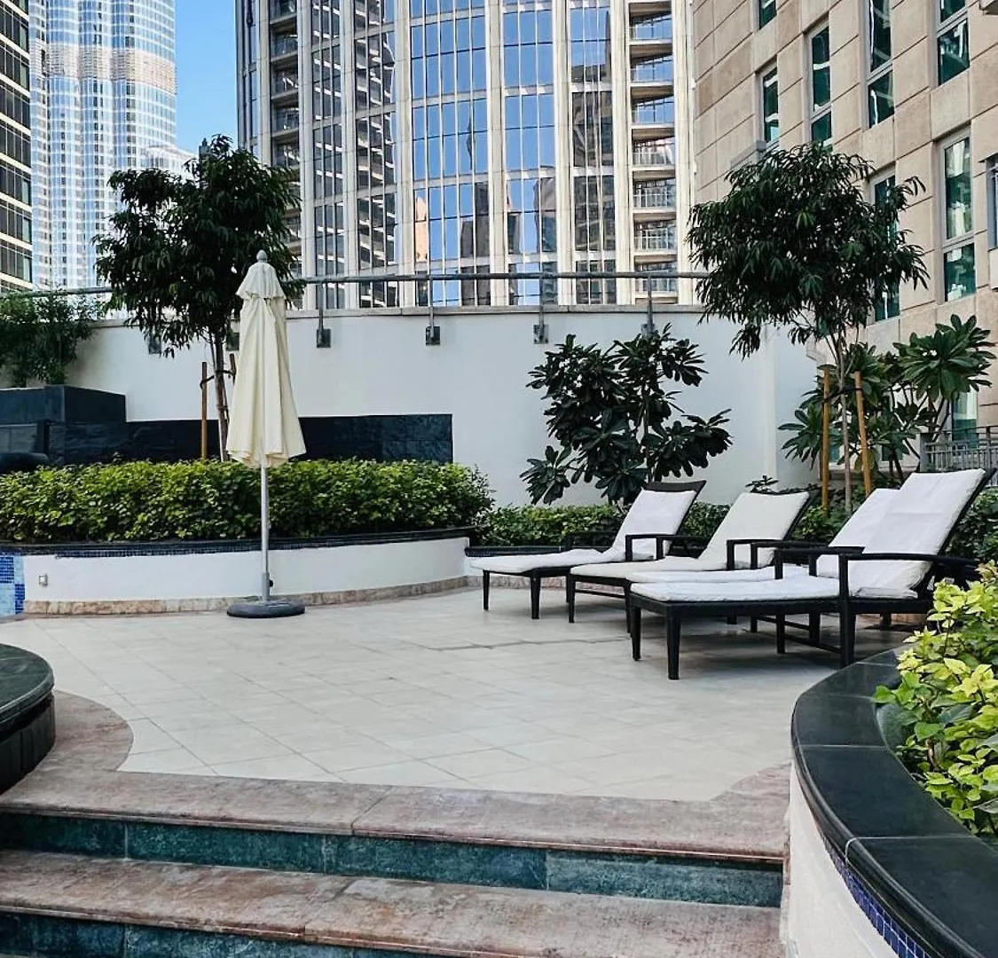 Downtown 2 Bedroom Burj Khalifa & Fountains Views 8 Min From Dubai Mall 0*,