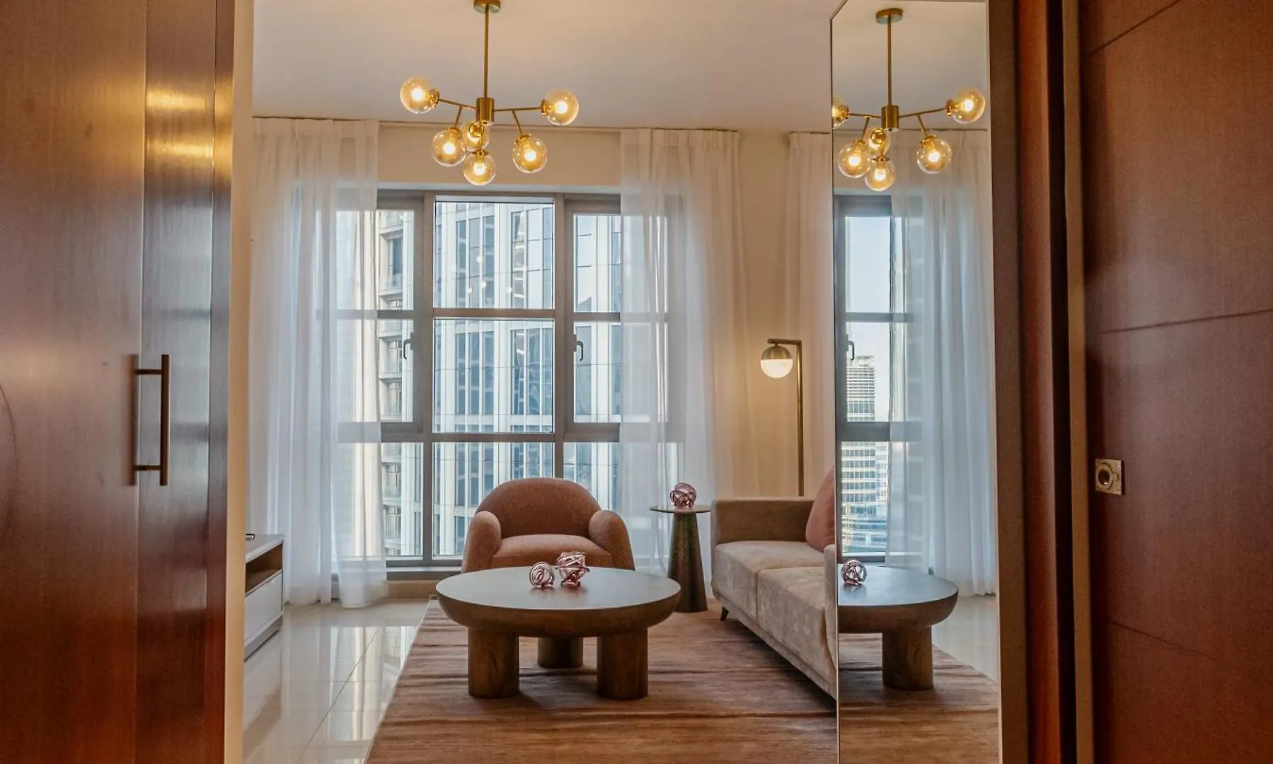Downtown 2 Bedroom Burj Khalifa & Fountains Views 8 Min From Dubai Mall 0*,  United Arab Emirates