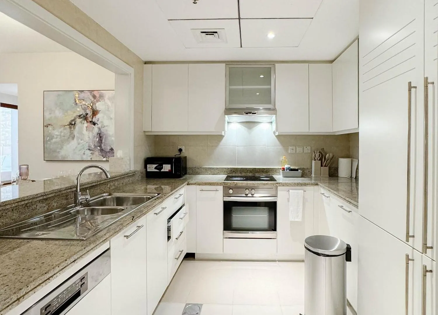 Downtown 2 Bedroom Burj Khalifa & Fountains Views 8 Min From Dubai Mall United Arab Emirates