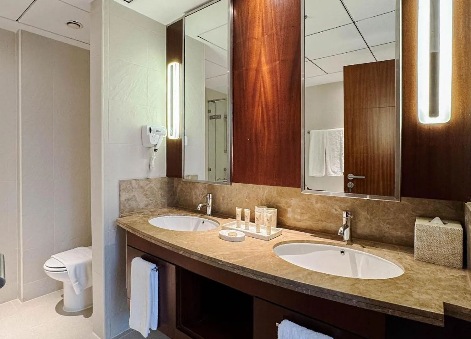 Downtown 2 Bedroom Burj Khalifa & Fountains Views 8 Min From Dubai Mall 0*,